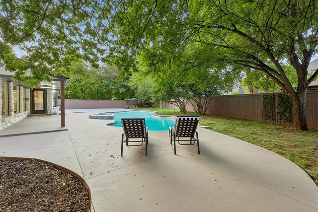 4705 Seabrook Court, Oklahoma City, OK 73142