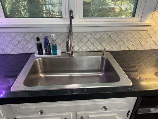 2333 Dresden Road, Zanesville, OH 43701