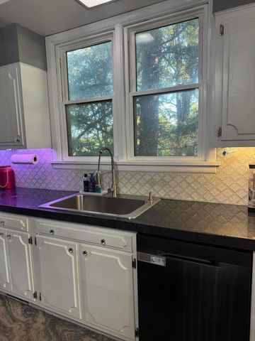 2333 Dresden Road, Zanesville, OH 43701