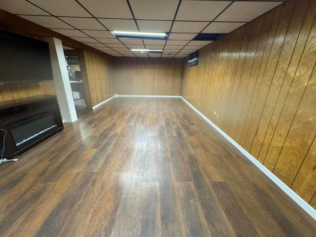 2333 Dresden Road, Zanesville, OH 43701