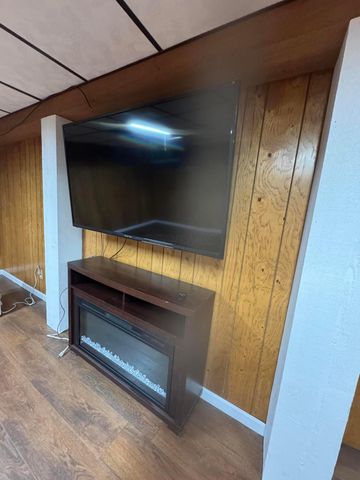 2333 Dresden Road, Zanesville, OH 43701