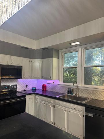 2333 Dresden Road, Zanesville, OH 43701