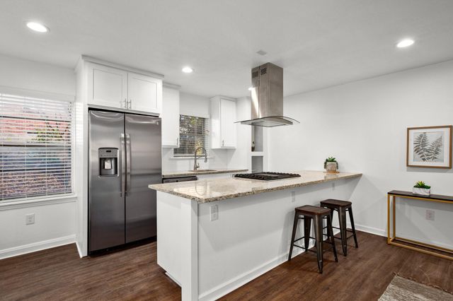 301 E 33rd ST 1, Austin, TX 78705