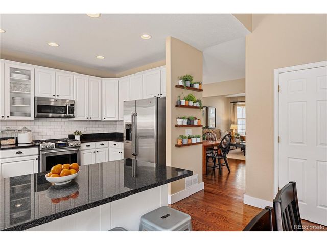 9441 S Hackberry Ln, Highlands Ranch, CO 80129