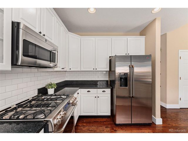 9441 S Hackberry Ln, Highlands Ranch, CO 80129