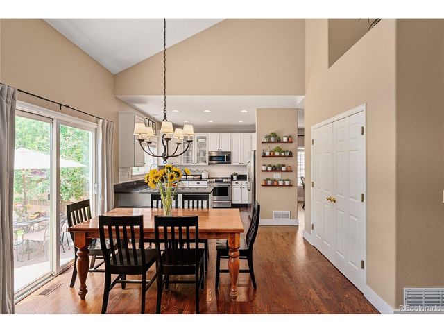 9441 S Hackberry Ln, Highlands Ranch, CO 80129