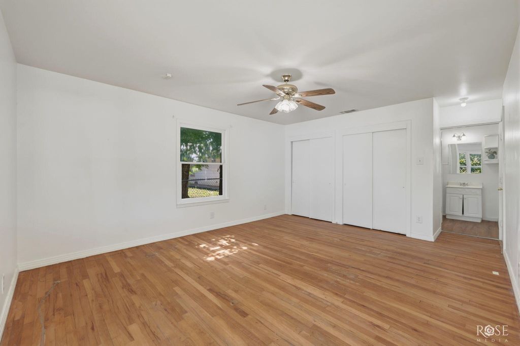 Image 18 of property listing at 1106 E 22nd Street, San Angelo, TX 76903