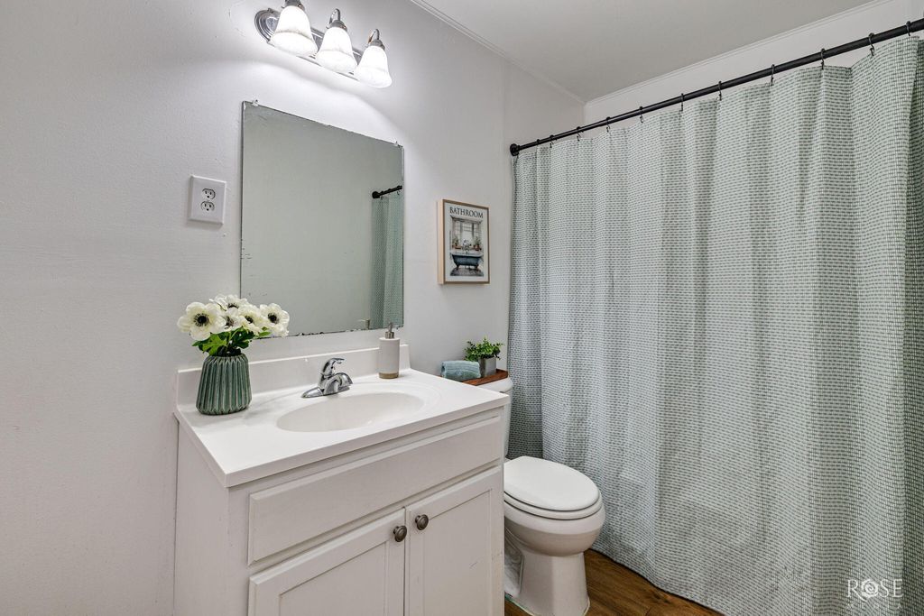Image 23 of property listing at 1106 E 22nd Street, San Angelo, TX 76903
