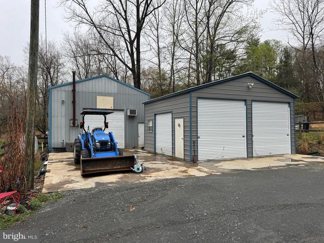 20 VICTORY LN, Castleton, VA 22716