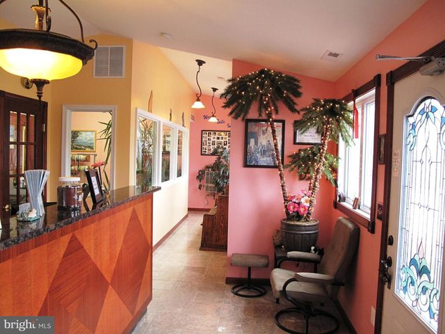 20 VICTORY LN, Castleton, VA 22716