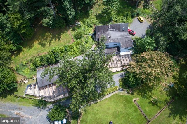 20 VICTORY LN, Castleton, VA 22716