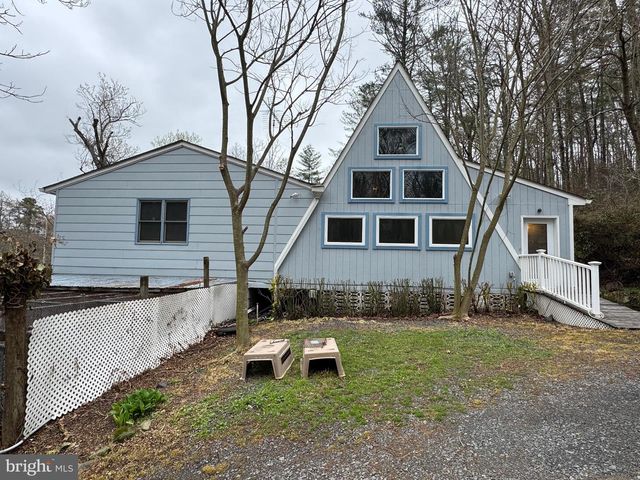 20 VICTORY LN, Castleton, VA 22716