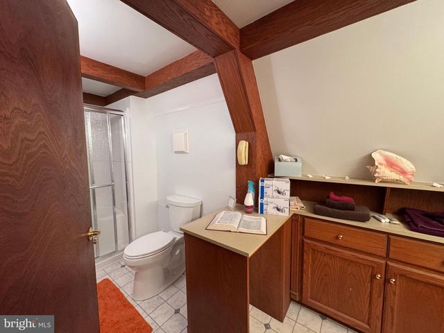 20 VICTORY LN, Castleton, VA 22716