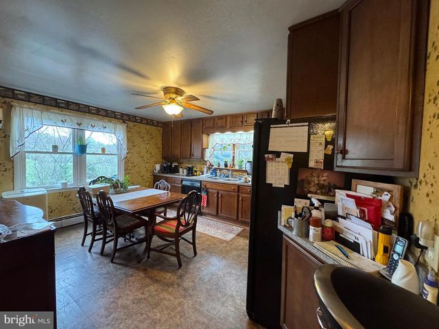 20 VICTORY LN, Castleton, VA 22716