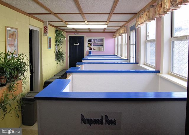 20 VICTORY LN, Castleton, VA 22716