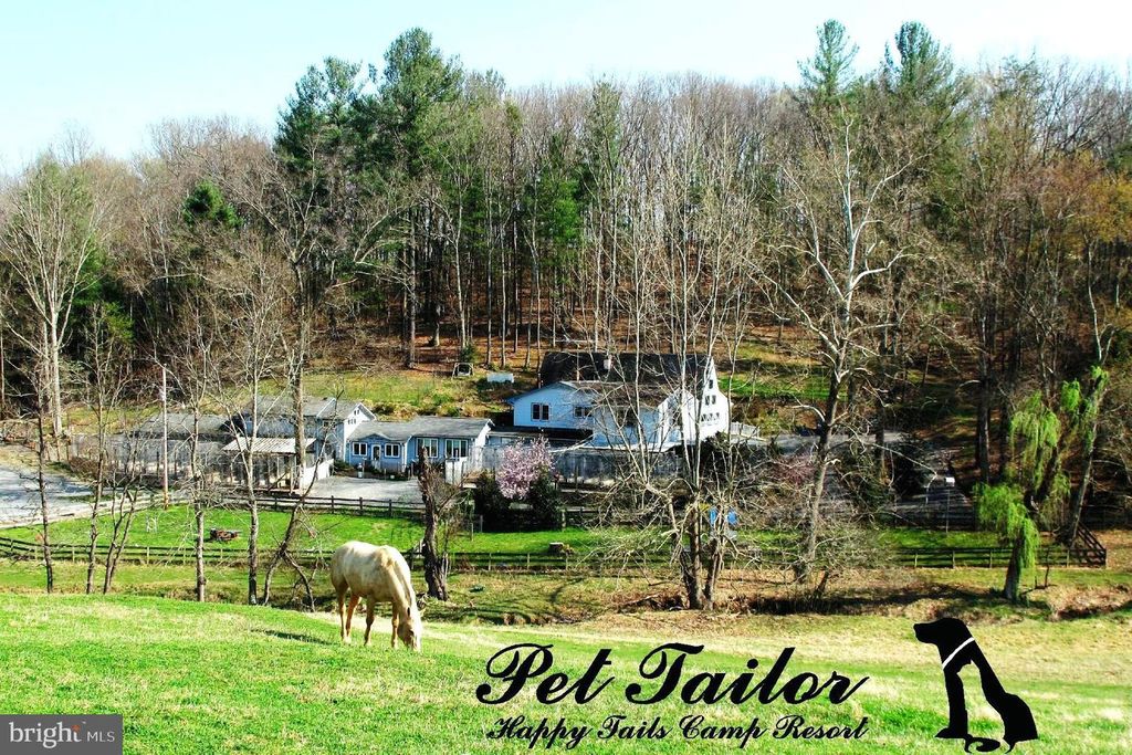 20 VICTORY LN, Castleton, VA 22716