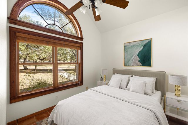 300 Sundown RDG, Austin, TX 78737