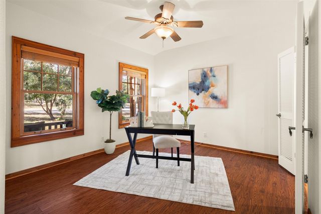 300 Sundown RDG, Austin, TX 78737