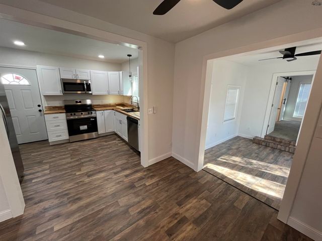 3211 GLENWOOD AVENUE, Wichita Falls, TX 76308