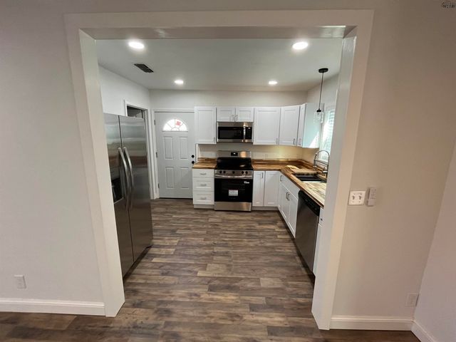 3211 GLENWOOD AVENUE, Wichita Falls, TX 76308