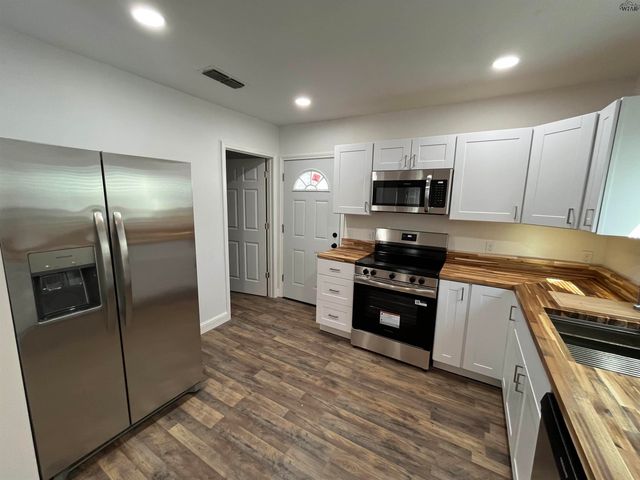 3211 GLENWOOD AVENUE, Wichita Falls, TX 76308