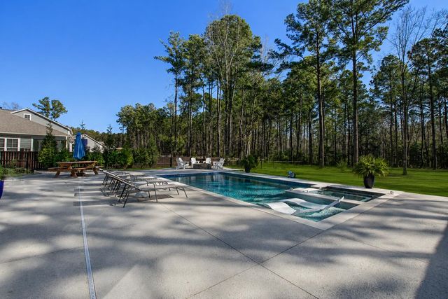421 Bowstring Drive, Huger, SC 29450