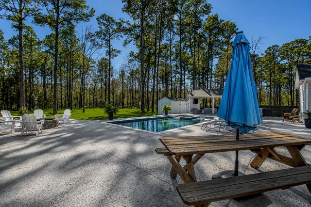 421 Bowstring Drive, Huger, SC 29450