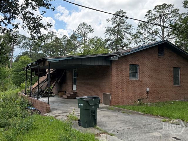 706 E Hwy 80, Swainsboro, GA 30401