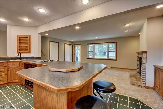 3136 Englewood Drive, Silver Lake, OH 44224