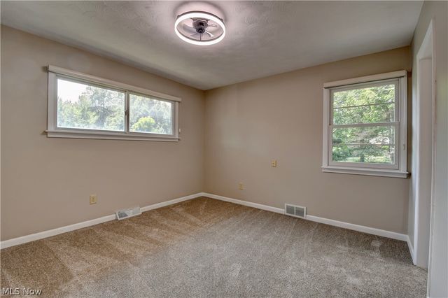 3136 Englewood Drive, Silver Lake, OH 44224