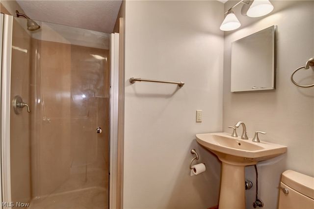 3136 Englewood Drive, Silver Lake, OH 44224