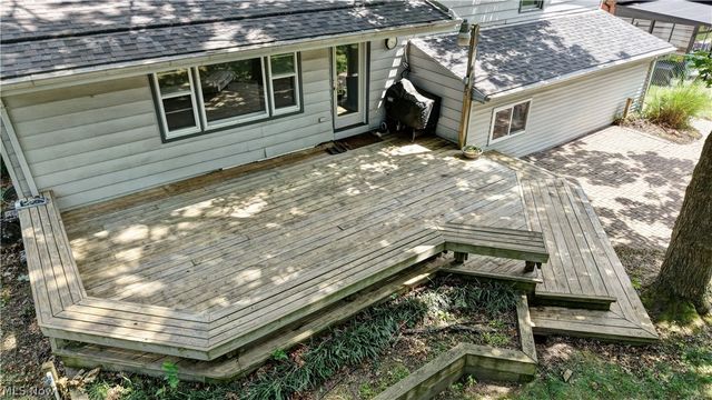3136 Englewood Drive, Silver Lake, OH 44224