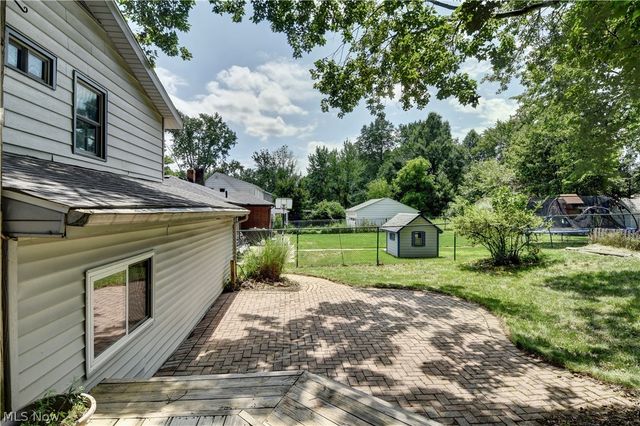 3136 Englewood Drive, Silver Lake, OH 44224