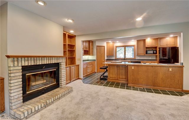 3136 Englewood Drive, Silver Lake, OH 44224
