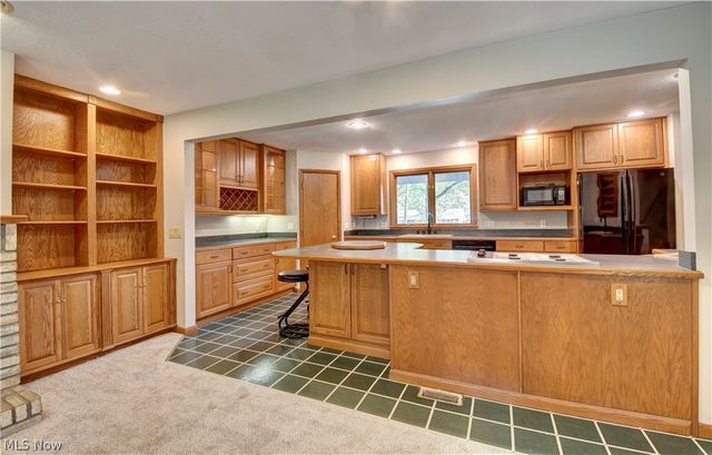 3136 Englewood Drive, Silver Lake, OH 44224