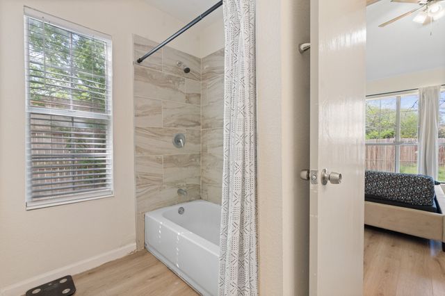 1029 Danforth Court, Arlington, TX 76017