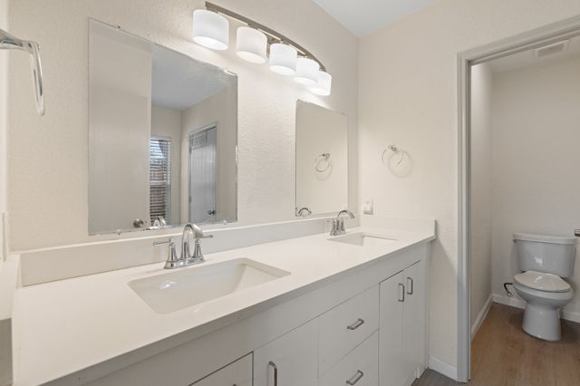 1029 Danforth Court, Arlington, TX 76017