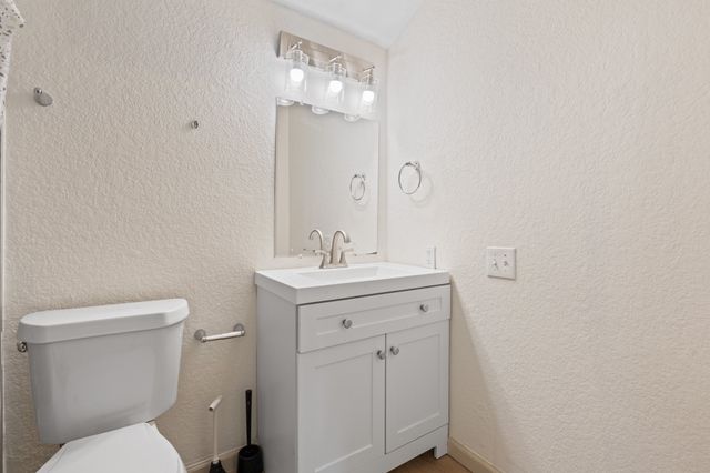 1029 Danforth Court, Arlington, TX 76017