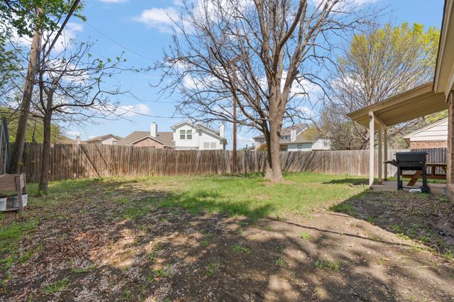 1029 Danforth Court, Arlington, TX 76017