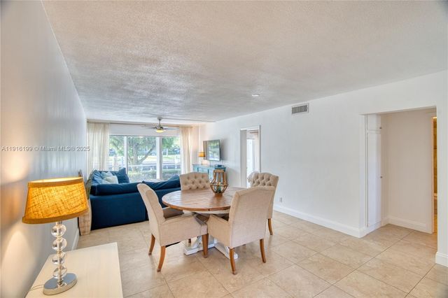 68 Yacht Club Dr 2, North Palm Beach, FL 33408