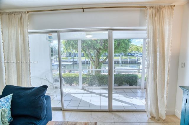 68 Yacht Club Dr 2, North Palm Beach, FL 33408