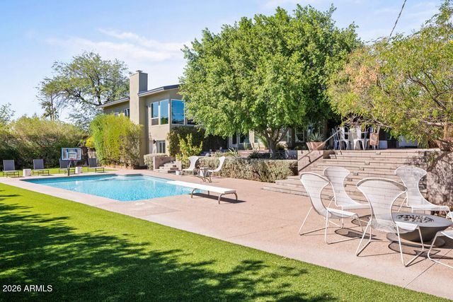 4303 E MCDONALD Drive, Phoenix, AZ 85018