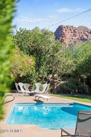 4303 E MCDONALD Drive, Phoenix, AZ 85018
