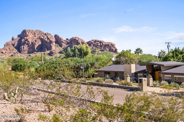 4303 E MCDONALD Drive, Phoenix, AZ 85018