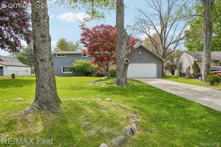 23041 Springbrook Drive, Farmington Hills, MI 48336