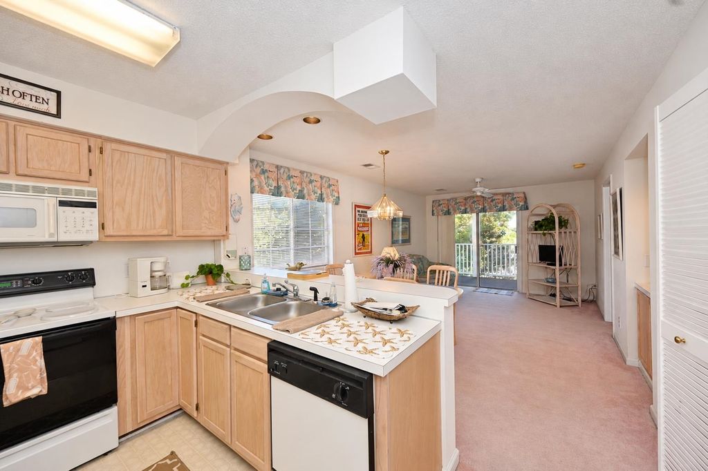 1900 Duffy St. J4, North Myrtle Beach, SC 29582 — photo 5