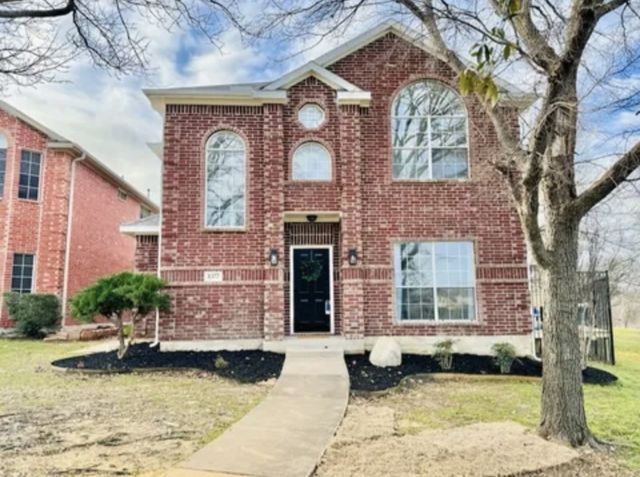 1377 Riley Drive, Carrollton, TX 75007