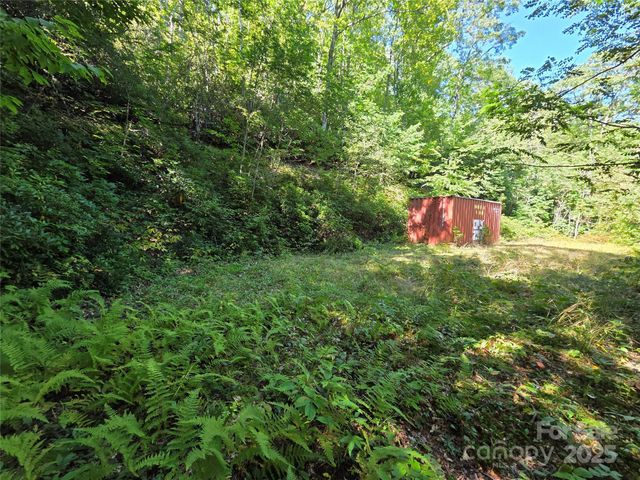 720 Autumn Drive, Maggie Valley, NC 28751