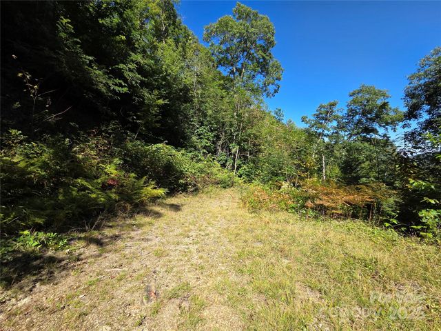 720 Autumn Drive, Maggie Valley, NC 28751