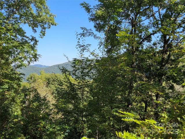 720 Autumn Drive, Maggie Valley, NC 28751